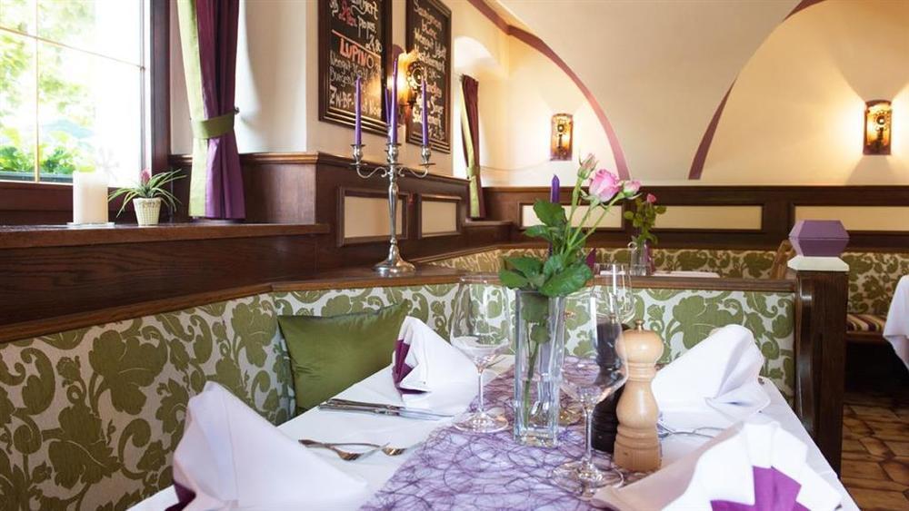 Hotel Kaiserhof Wesel Ресторан фото