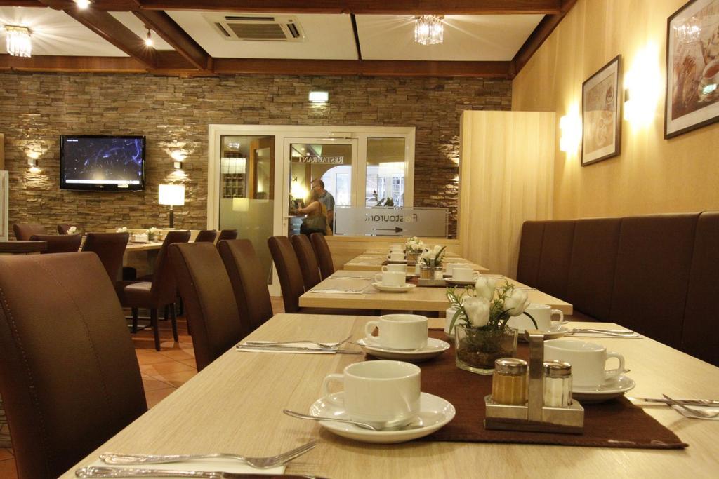 Hotel Kaiserhof Wesel Везель Экстерьер фото
